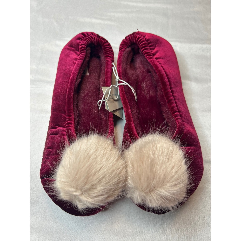 Old Navy Womens Velvet Pom Pom Slippers Wine Red Faux Fur Lined New Tag L/XL